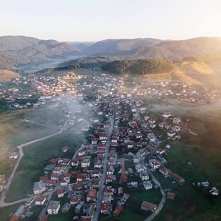 Къща За Гости "Люнгови" Zmeitsa المظهر الخارجي الصورة